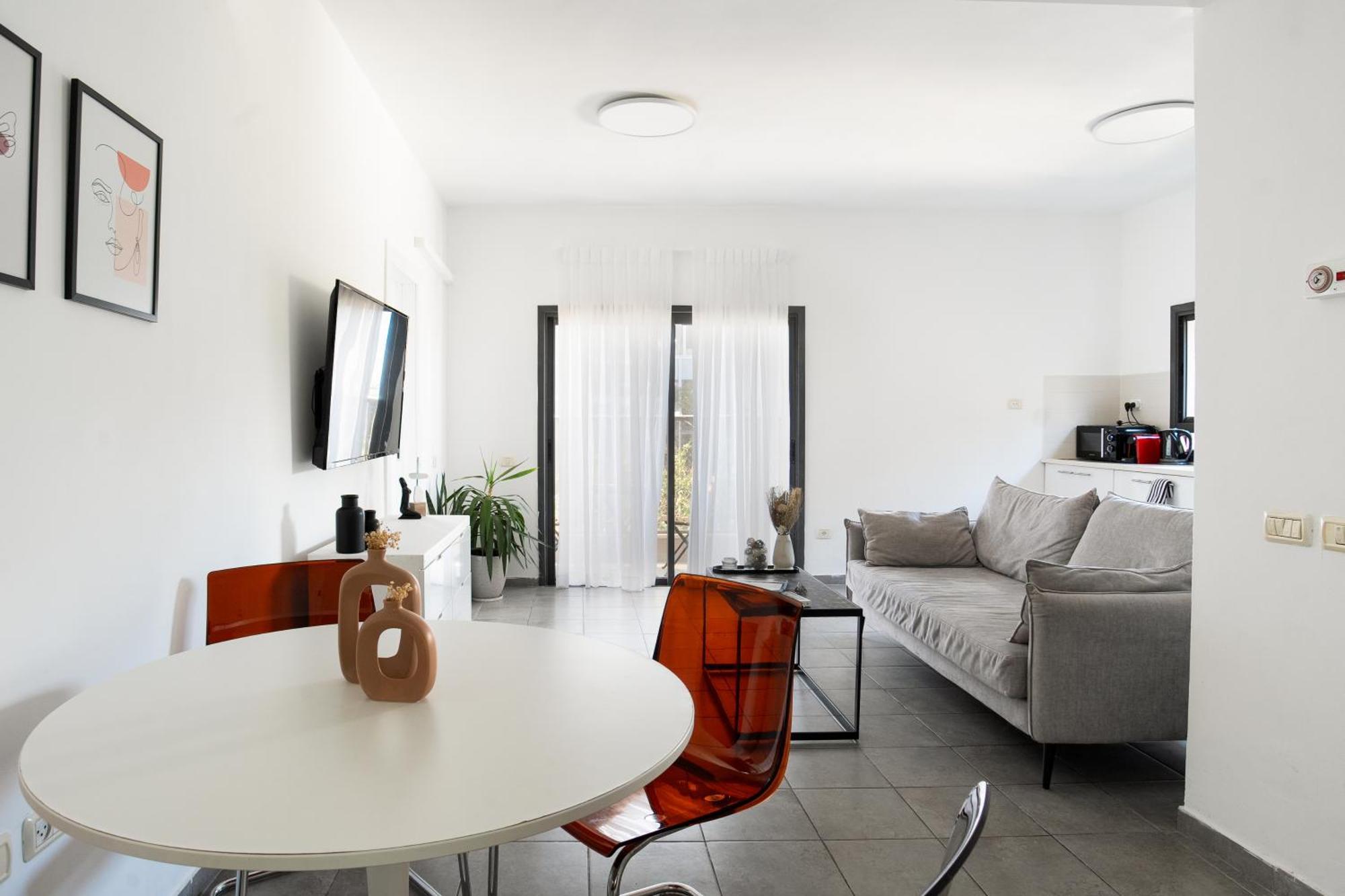 Haim Arlosoroff Residence With Shelter Тель-Авив Экстерьер фото