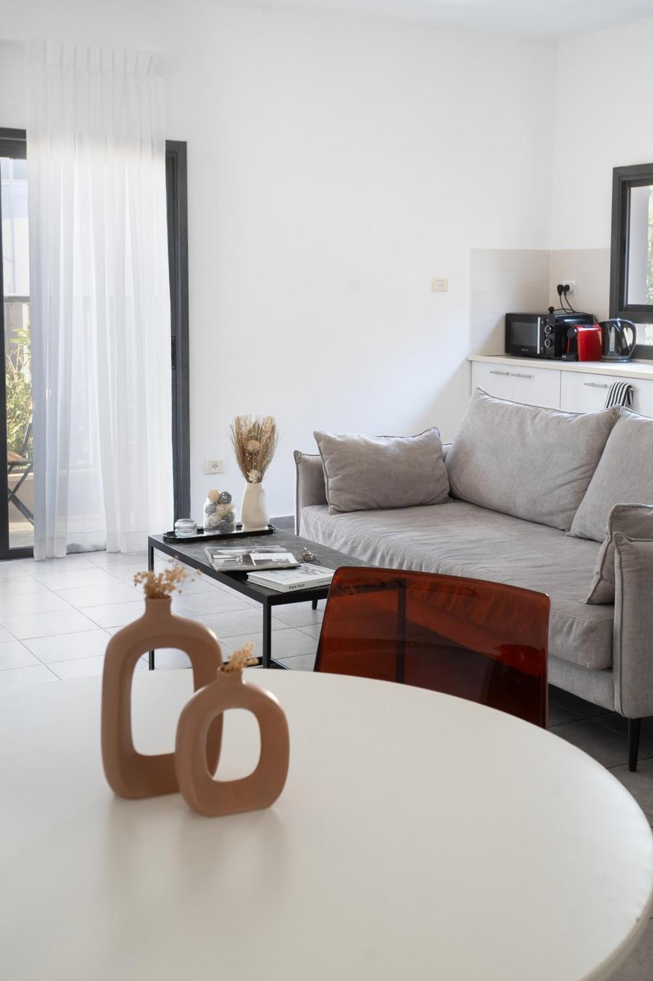 Haim Arlosoroff Residence With Shelter Тель-Авив Экстерьер фото